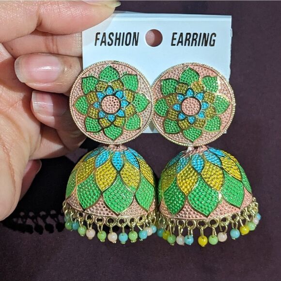 NEW! cute trendy jhumka floral beaded sparkly stone stud earrings - Picture 1 of 3